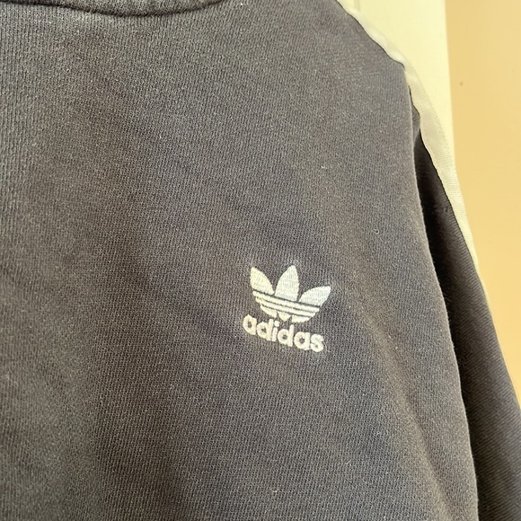 Adidas Crop Sweatshirt! Size Small! 😍 - Picture 7 of 9